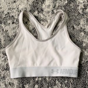 Under armor sports bra